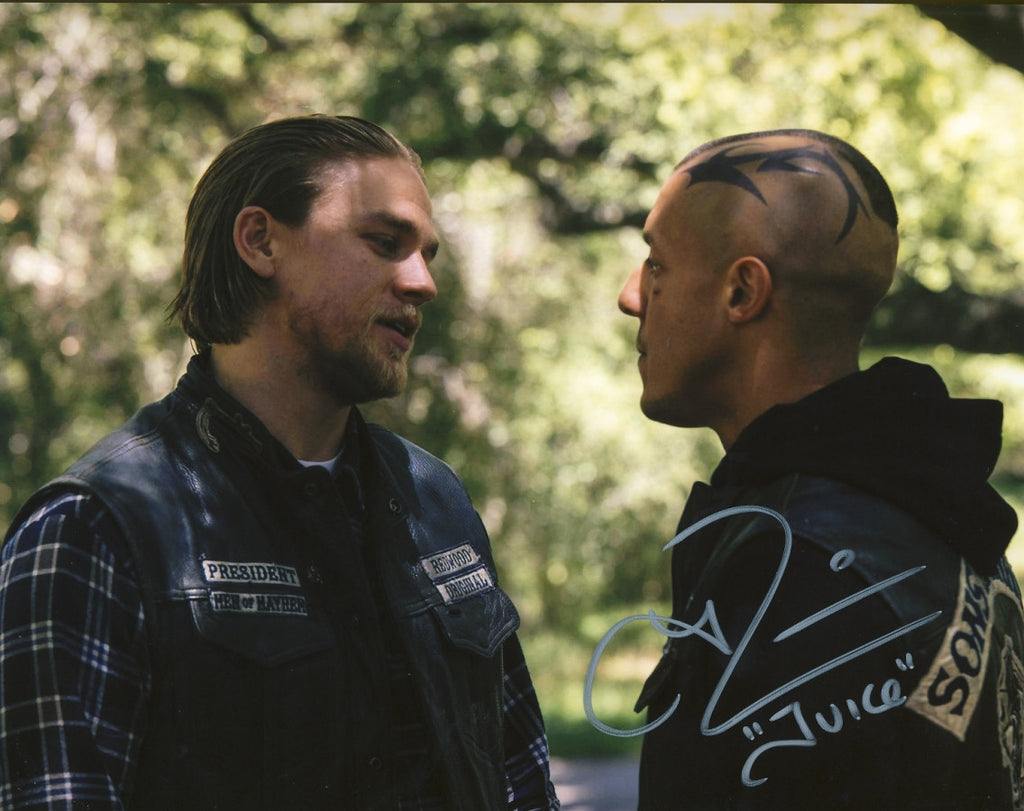 Theo Rossi - Autographed 8x10 Photo